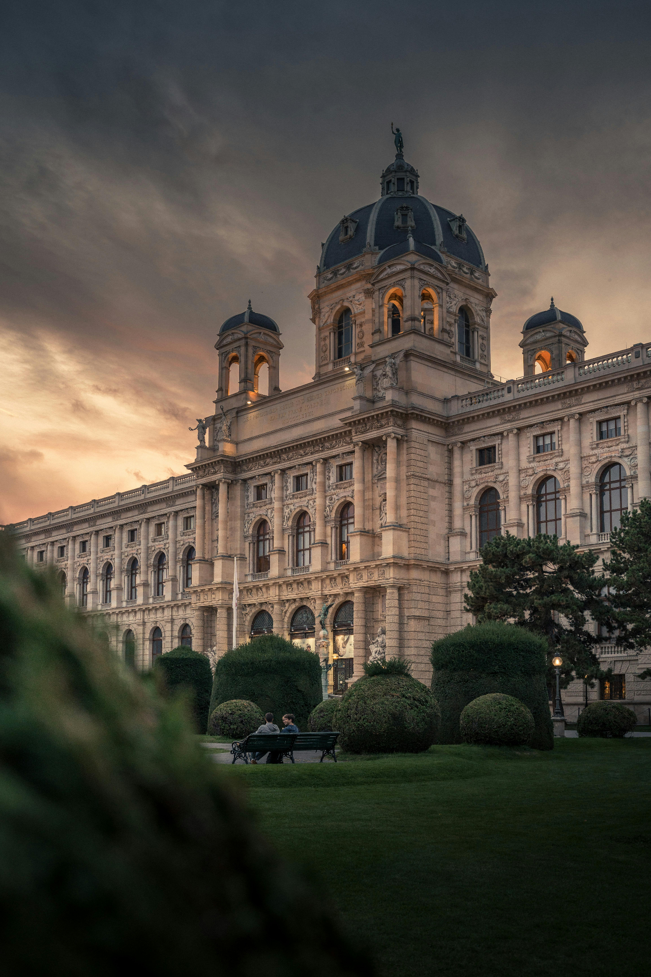 Immobilien Glossar Österreich – MuseumsQuartier Wien, Begriffe rund um Maklervertrag, Bestellerprinzip, Energieausweis und Grundbuch