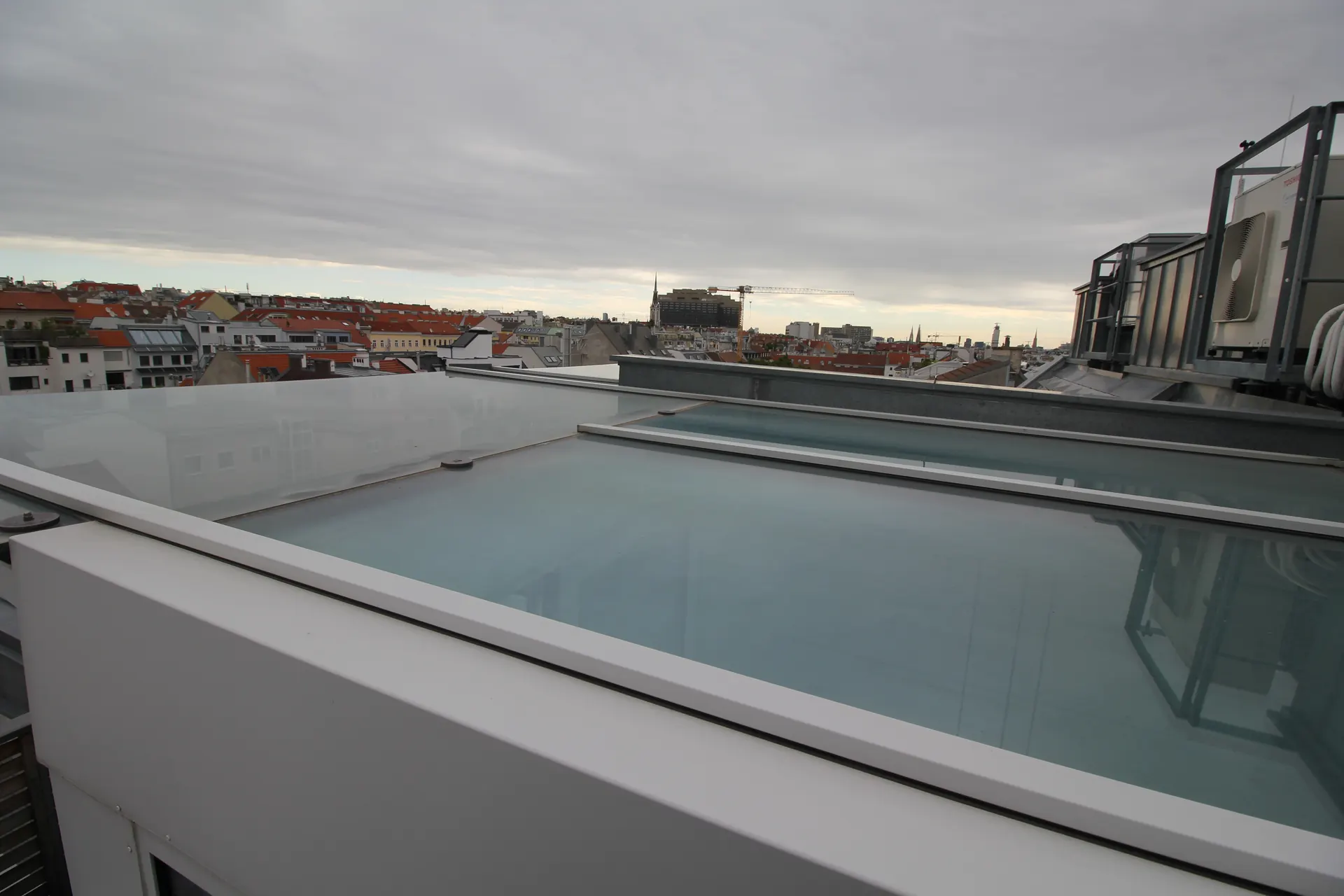 Dachgeschoss Wien Pool Dachterrasse – Immobilienmakler Wien | IZY Immobilien Dachgeschoss Wien Pool Dachterrasse – Immobilienmakler Wien | IZY Immobilien