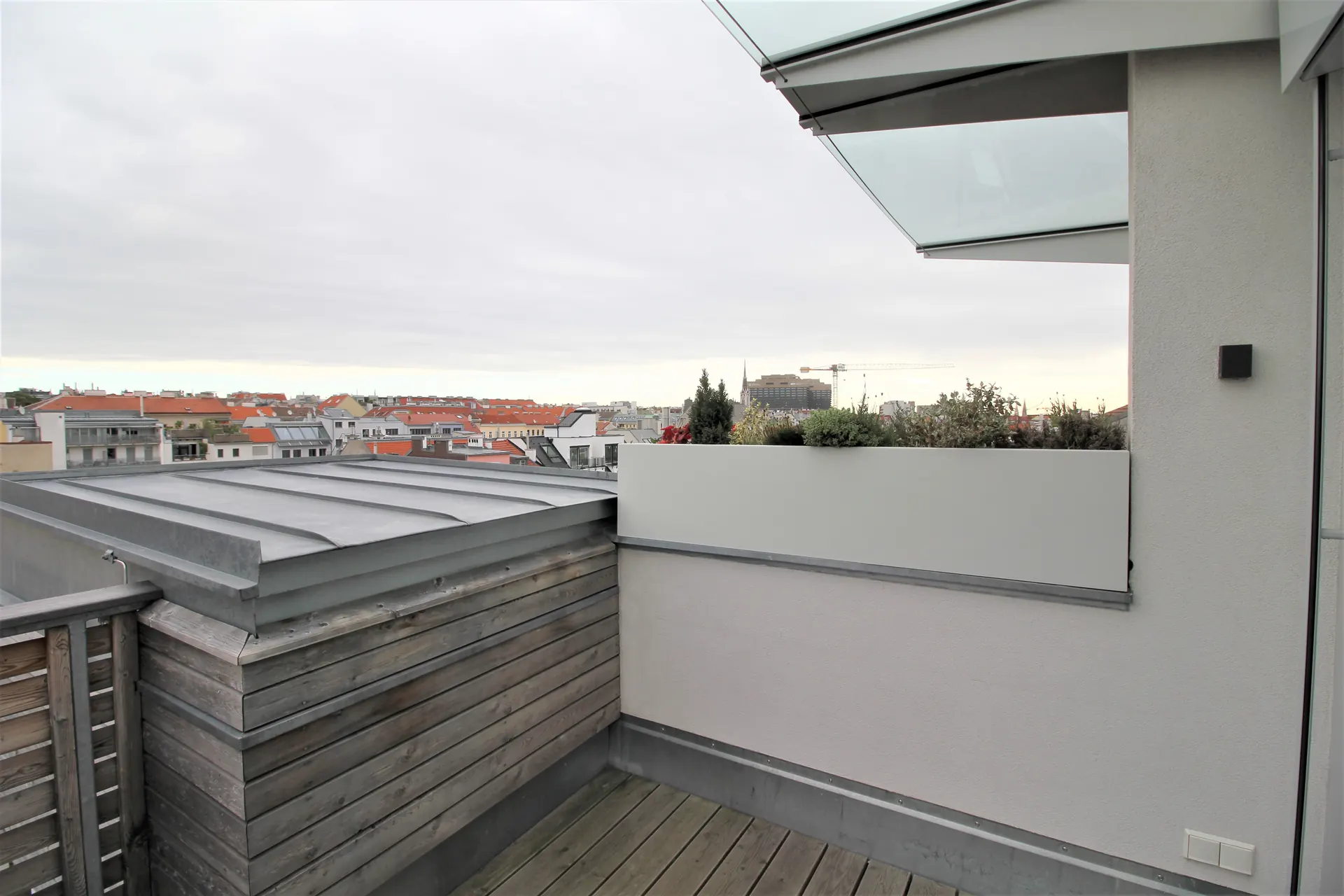 Dachgeschoss Wien Dachterrasse Aussicht – Immobilienmakler Wien | IZY Immobilien Dachgeschoss Wien Dachterrasse Aussicht – Immobilienmakler Wien | IZY Immobilien