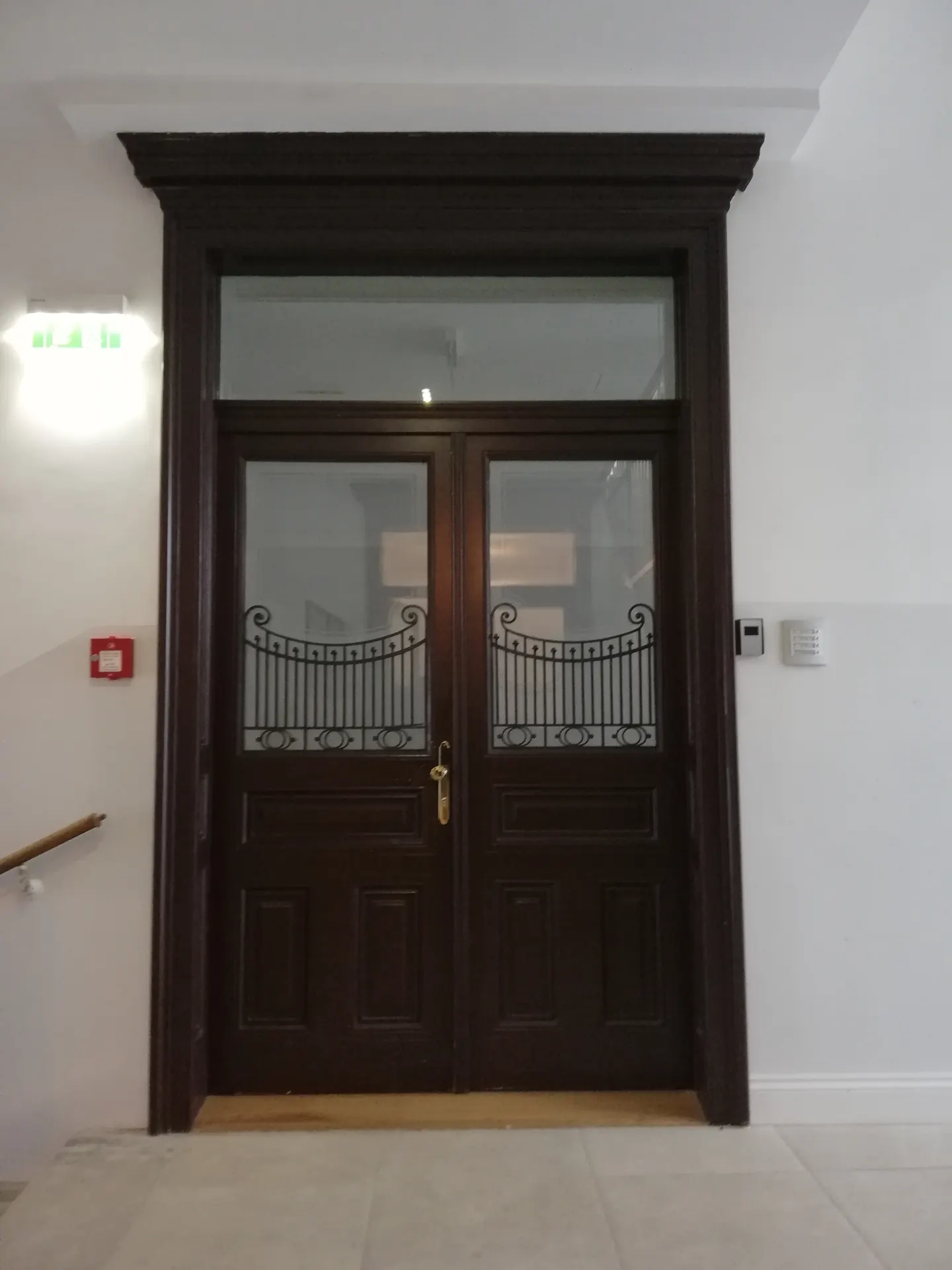 Altbau Wien eingangstür detail – Immobilienmakler Wien | IZY Immobilien Altbau Wien eingangstür detail – Immobilienmakler Wien | IZY Immobilien