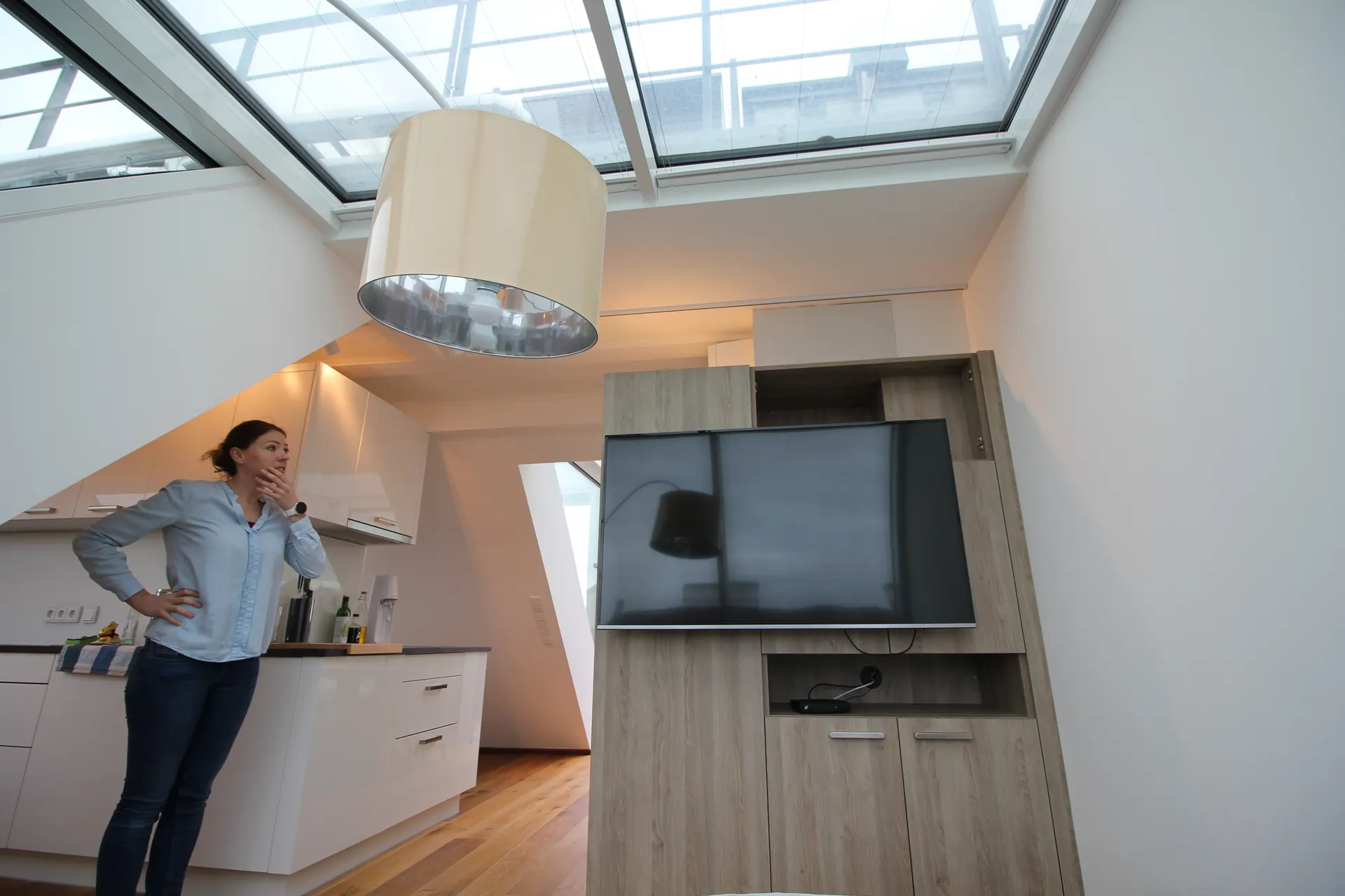 Dachgeschoss Wien Wohnzimmer dachschräge – Immobilienmakler Wien | IZY Immobilien Dachgeschoss Wien Wohnzimmer dachschräge – Immobilienmakler Wien | IZY Immobilien
