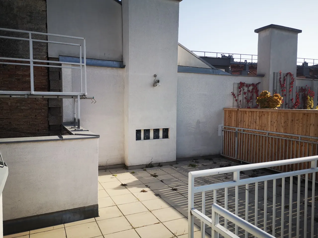 Eigentumswohnung Wien Terrasse Innenhof – Immobilienmakler Wien | IZY Immobilien Eigentumswohnung Wien Terrasse Innenhof – Immobilienmakler Wien | IZY Immobilien